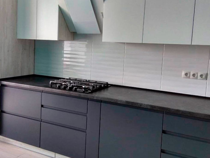 дизайн кухни с островом